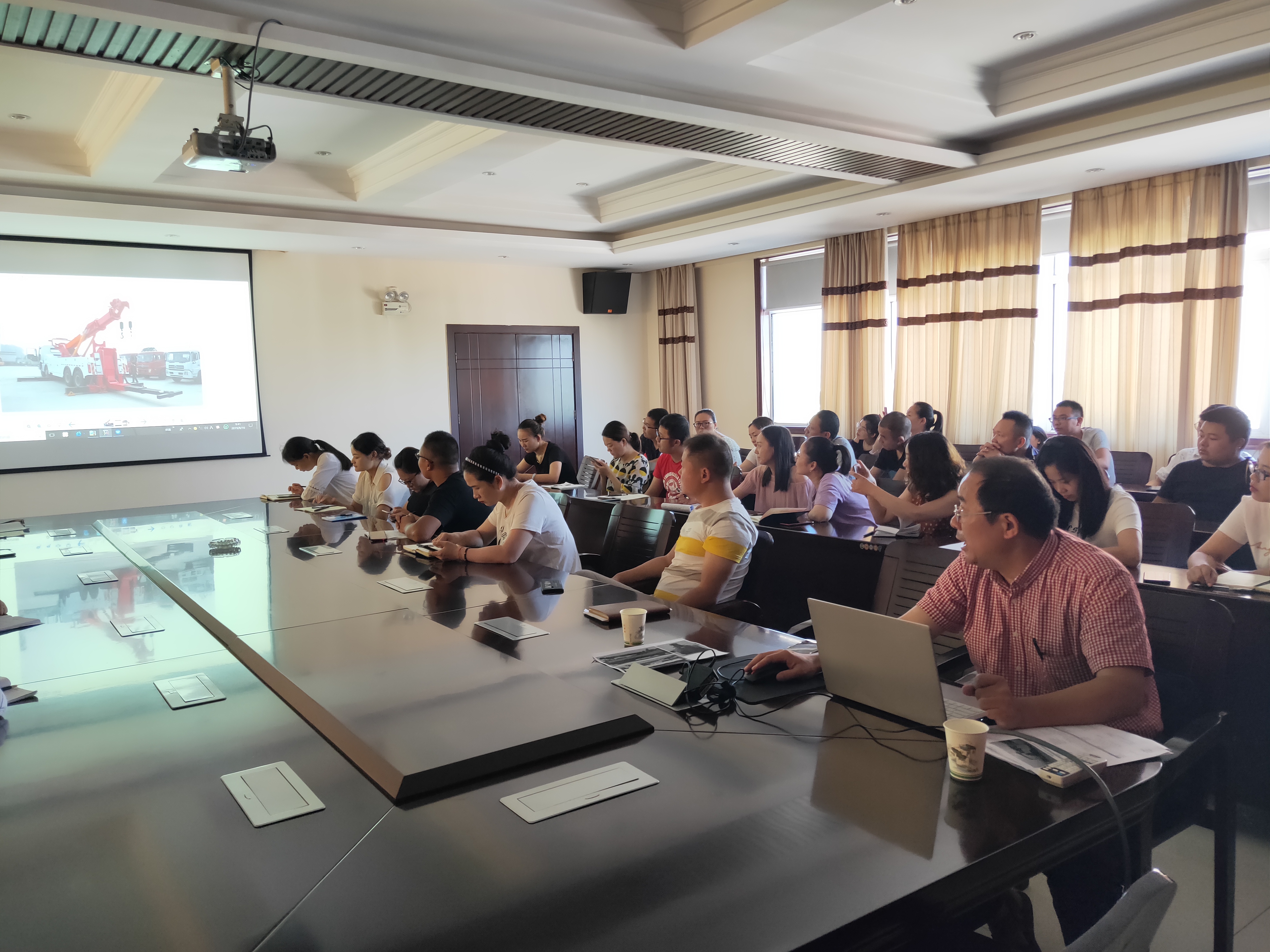 解析新產(chǎn)品知識(shí)，了解優(yōu)勢性能