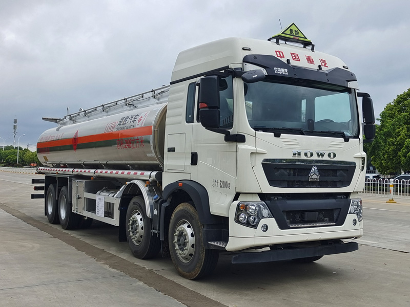 鋁合金運(yùn)油車(chē)，運(yùn)油車(chē)廠家，楚勝汽車(chē)集團(tuán)